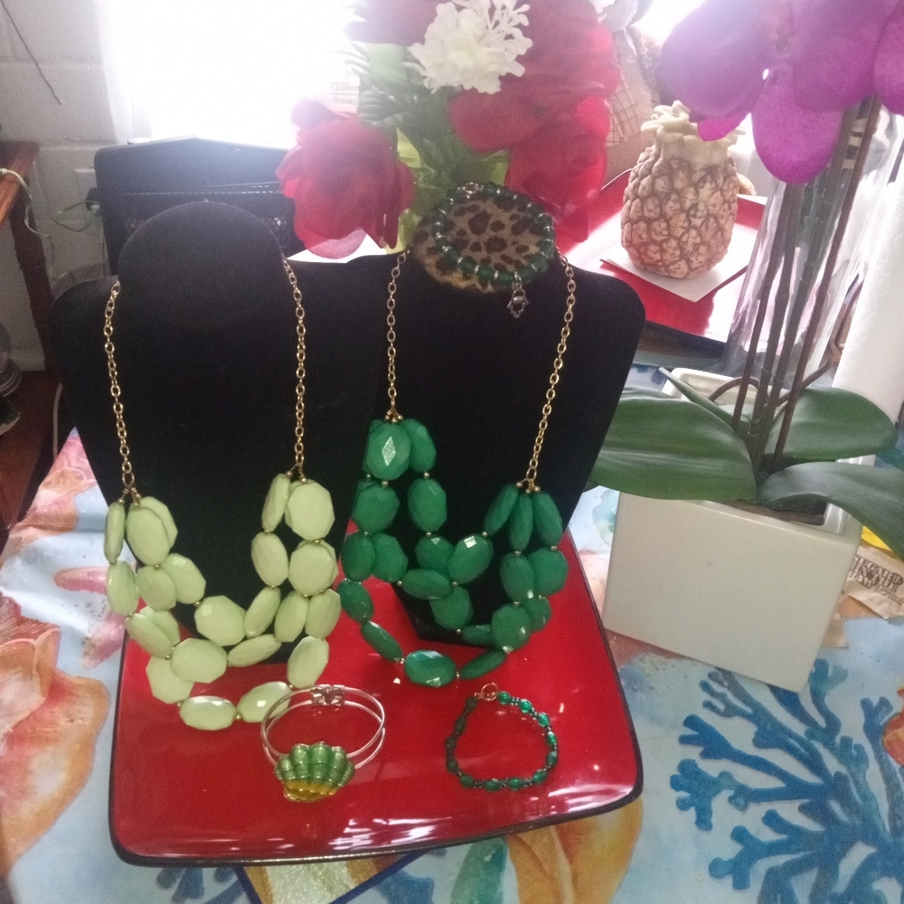 2 Bellos Colores Pulceras Y Collar Aeleccion